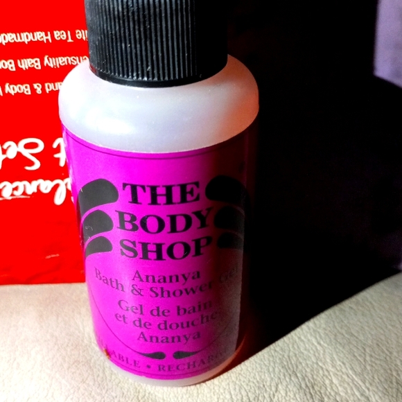 Hygiene kit HAND MADE SOAP+BATHBOMB WITH CREAM - Picture 2 of 6